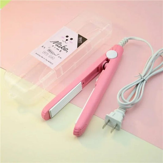 Mini Hair Straightener – Lightweight & Portable Travel Styling Tool